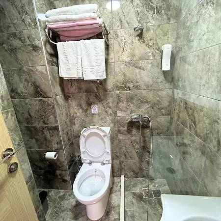 Hotel Zmf *
